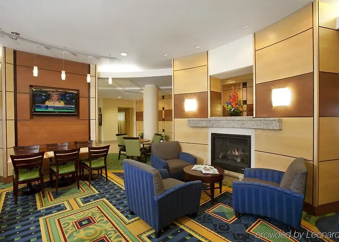 Hotel Springhill By Marriott 3*