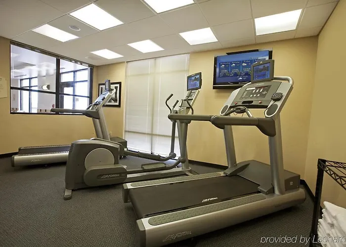 Hotel Springhill By Marriott 3*