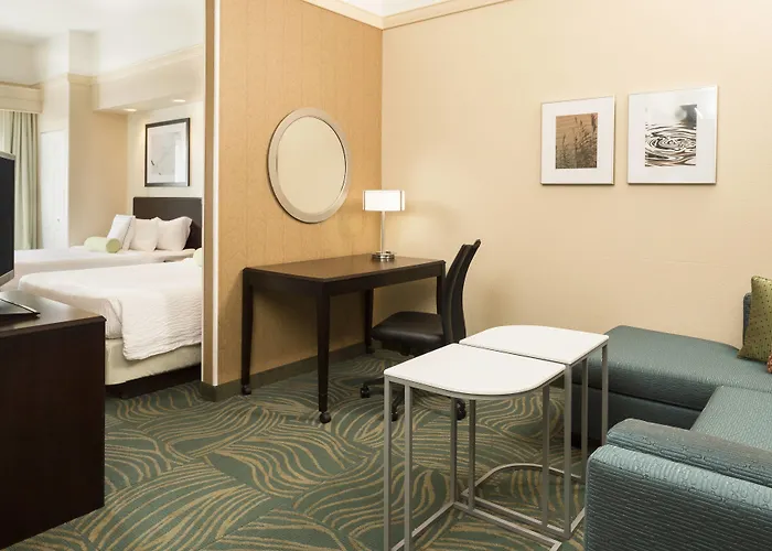 Springhill By Marriott 3*